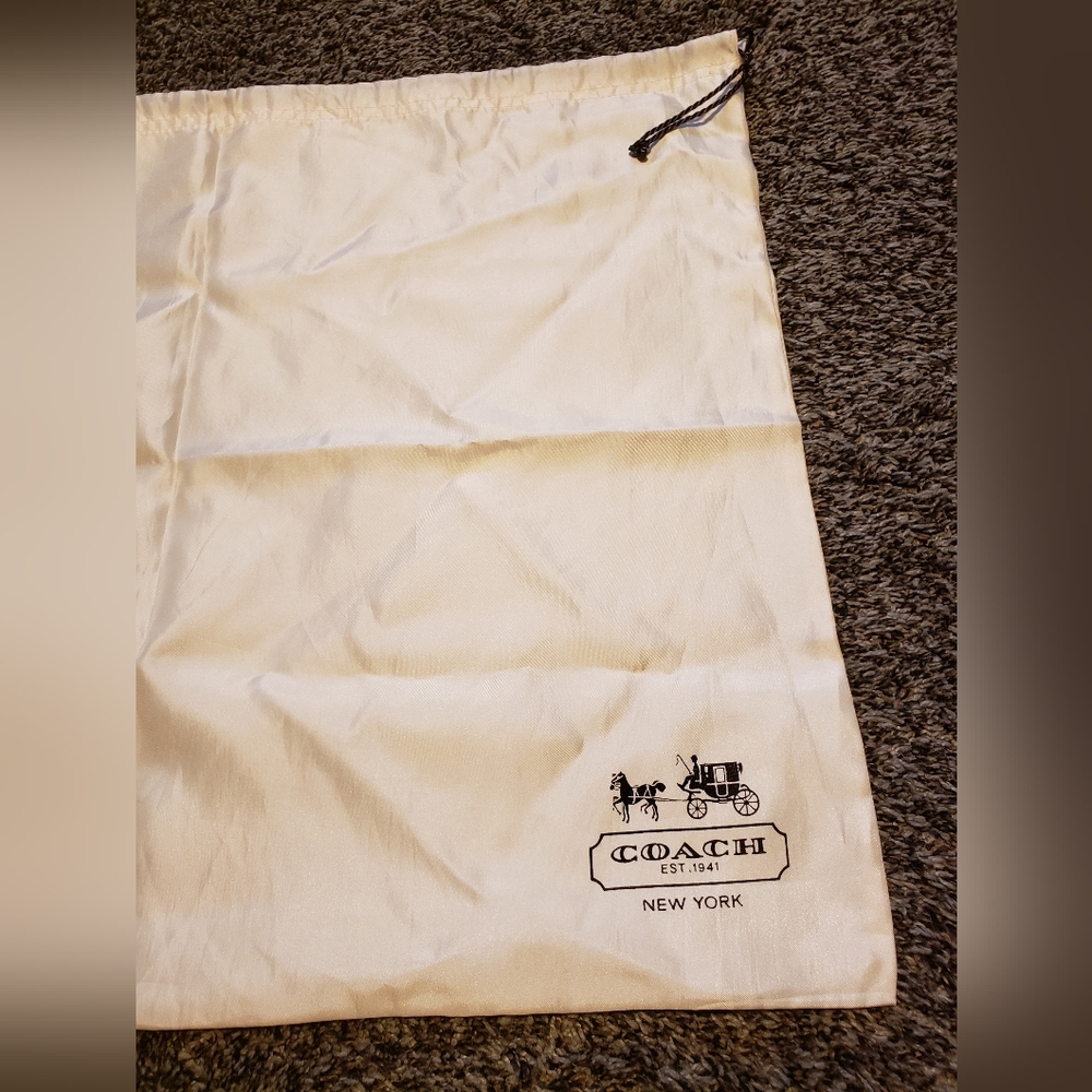 100% Authentic Large Off White Silk Coach Dust Bag - Picture 2 of 2